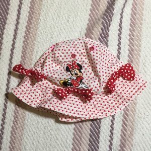 Minnie Mouse Beach Hat